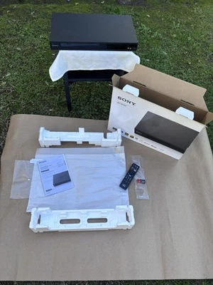 ¡Prístino!  Reproductor Blu-ray Sony UBP-X800M2 4K UHD - Embalaje TODO OEM--¡Excepcional! Foto 1 de 4