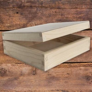Scatola Rettangolare Portaoggetti in Legno con Coperchio | 19x16,5x6 cm| Pino Decorativo Liscio - Foto 1 di 8