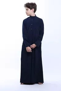 Abito Thobe Ragazzi Bambini Stile Daffah Dishdasha Arabo Islamico Caftano Al-Rayan - Foto 1 di 28
