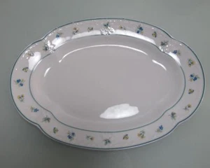 Große Platte 32 cm x 22 cm Kaiser Rokokoform Dubarry Madeleine - Picture 1 of 3