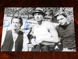 FOTO FIRMADA POR JESSE BORREGO "CRUZ" SANGRE EN SANGRE 12X18 VATOS LOCOS!!!! - Imagen 1 de 1