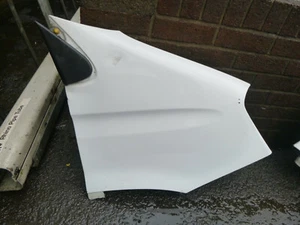 IVECO DAILY O/S FRONT WING 2007 - 2011 - Picture 1 of 3