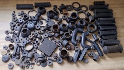 Triumph BSA 500 650 750 随机二手橡胶零件套装 T100R T120R A65 Norton 850 — 第 1/4 张图片