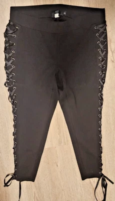 NEW - TORRID - black stretch pullon lace up side leg ankle legging pants -size 2 - Image 1 of 4