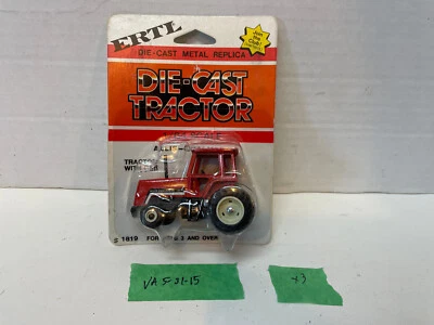 Ertl 1:64 Allis Chalmers 8070 w/Cab Trator Stock #1819 NIP L@@K - Image 1 of 3