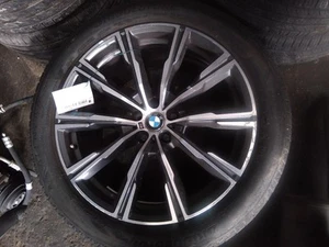 BMW X5 WHEEL ALLOY G05, FACTORY, REAR, 20X10.5IN, 5 V SPOKE, BI-COLOUR, STYLE 74 - Picture 1 of 7