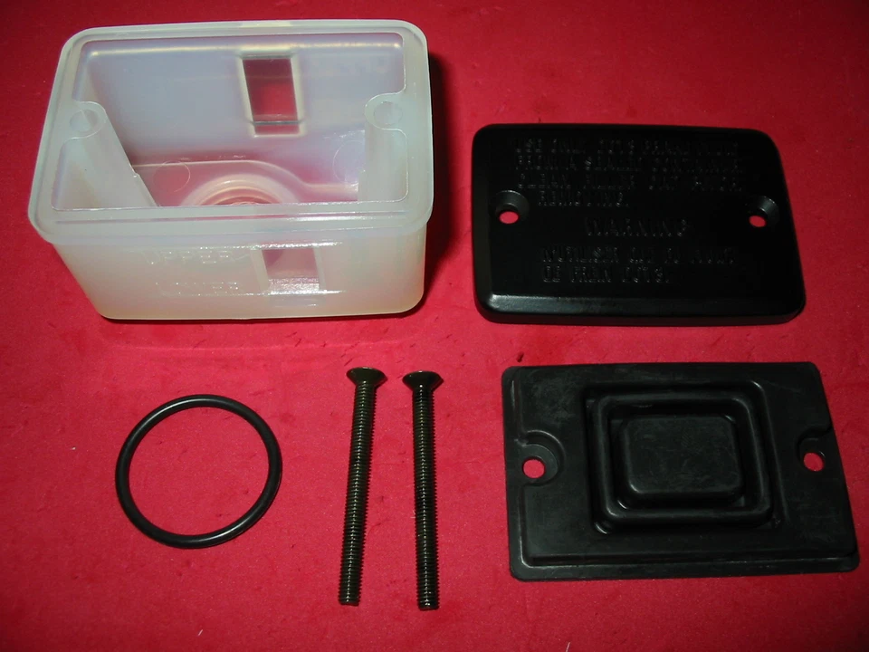 Kit reservatório cilindro mestre freio dianteiro Honda CM400 CB450 CX500 GL500 GL650 - Imagem 1 de 1