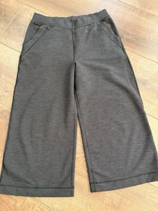 Ivivva Gray Wide Leg Crop Leggings Girls size 14 - Picture 1 of 6