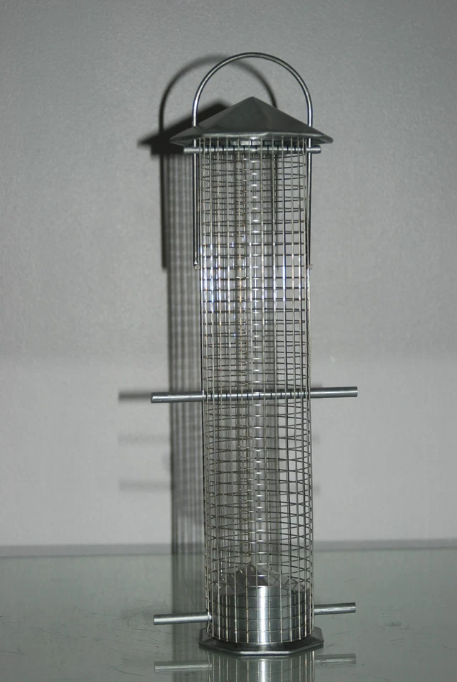 Wildvogel Vier Port Nuss Futterstation 30 x 7 CM Passend Für Alle Garten Vögel - Bild 1 von 3