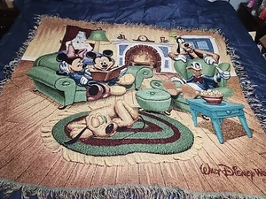 Disneyland Resort Woven Tapestry Throw Blanket Mickeys Holiday Gathering 50x60 - Picture 1 of 1