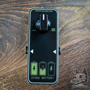 Dying Battery Simulator / Sag Machine - Guitar Pedal - Five Cats Pedals - Picture 1 of 4