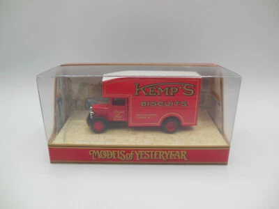 Matchbox Yesteryear Y-31 1931 Morris Courier Van Kemp's Biscuits Scale 1:59 - Image 1 of 4