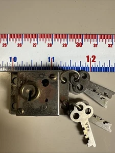 1 CORBIN Antique Locks with 4 matching Keys Antique Drawers Cabinets VY4 - Bild 1 von 5