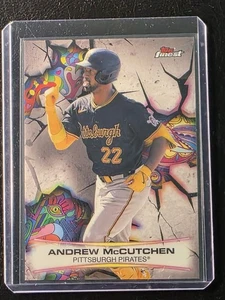 Estuche Topps Finest Smashing Thru 2025 Hit SSP Andrew McCutchen S-22 - Imagen 1 de 2