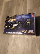 AMT Batman 1989 Batmobile w/ Resin Batman Figure 1:25 Scale Model Kit (AMT1107)