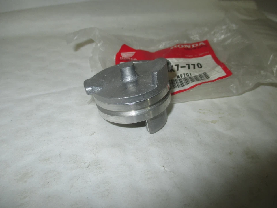 Honda VT1100C 1992 Shadow 1100 palanca cubierta tapa eje de unión 11211-MK7-770 Foto 1 de 1