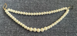 Vintage Pullover Clip weiß Kunstperlen - Bild 1 von 5