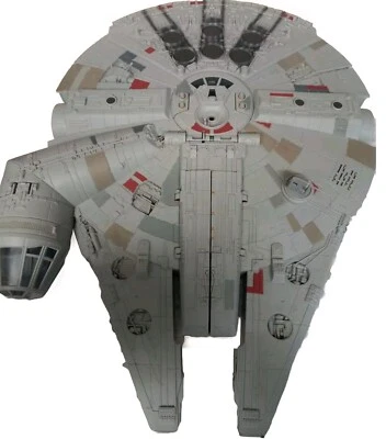 Star Wars Das Erwachen der Macht Battle Action Millennium Falcon Hasbro & NERF 2016 - Bild 1 von 4