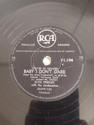 ELVIS PRESLEY BABY I DON'T CARE 78RPM SOUTH AFRICAN RCA 71.194 - Image 1 of 4
