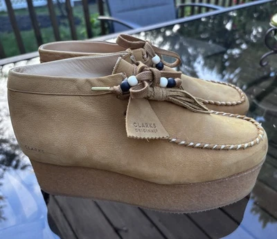 NWOB Clarks Originals Wallabee Elevated Oakmoss Suede Shoes Size 10 New - Image 1 of 4