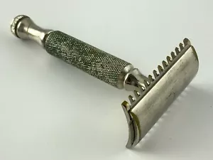 Antique Gillette Safety Razor Shaver Made in Canada BB510 - Picture 1 of 8