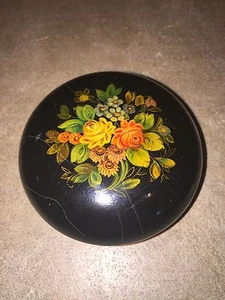 Caja de madera floral vintage soviética rusa pintada a mano madera flores negras URSS - Imagen 1 de 6