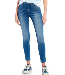 Squeeze Youth Girls Light Wash Skinny Leg Stretch Jeans Size 10 - Picture 1 of 3