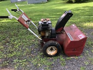 used Snapper 8HP Briggs&Straton snow blowers for sale