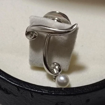 Mikimoto pin brooch swing nearly unused no accessories - Image 1 of 4