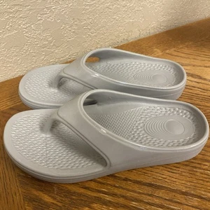 Revitalign Sandals FUSION ENERGY Flip Flops GRAY Women’s 6 Recovery Comfort - Picture 1 of 7