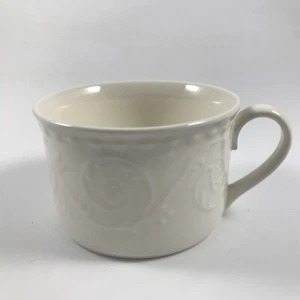 Vintage MIKASA "PLAZA LANE" Flat CUP Solid WHITE w/ Embossed SWIRLS on RIM - Picture 1 of 6