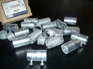 Caja de 16 acoplamientos Topaz EMT; 3/4 "Tipo de tornillo de ajuste / Acero; para la instalación de NEC - Imagen 1 de 12