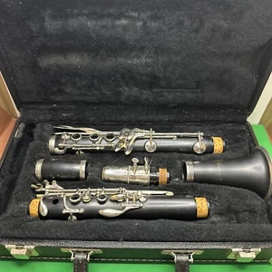 Armstrong 4008 Clarinet With Hard Case. In Nice Shape - Picture 1 of 24