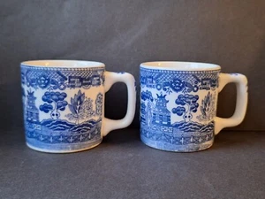 Blue Willow Pagoda Ceramic Tea Coffee Mugs Cups x 2 TV Prop Vintage Antique - Picture 1 of 16