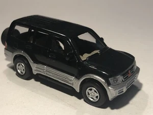 2,5 pollici Mitsubishi Pajero 2001 Joycity 1/72 pressofuso come nuovo sciolto - Foto 1 di 5