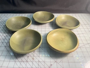 5 Vintage MCM Japanese Green Oval Bowls 6-1/4” ~ Mid-Century Modern Stoneware - Picture 1 of 3