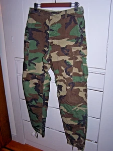 Pantalones de Carga Militares de Estados Unidos Bosque Camuflados Cintura Ajustable Para Hombres M Reg (33 x 31) - Imagen 1 de 3