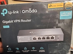 TP-LINK TL-R605 SafeStream Gigabit Multi-WAN VPN Router - Picture 1 of 2