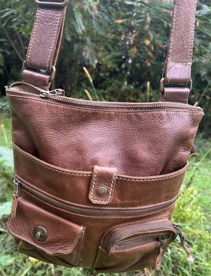 ROOTS ORGANIZER POCKET TOTE PEBBLED Leather MESSENGER CROSSBODY BAG - Image 1 of 4