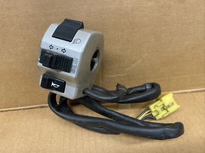 Interruptor de manillar izquierdo Suzuki Marauder 800 VZ800 M50 2004 #330224 Foto 1 de 4