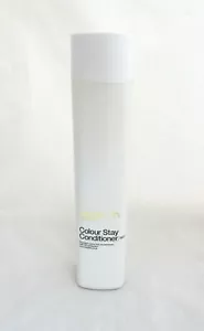Label m Colour Stay Conditioner 10.1 oz - 300 ml - Picture 1 of 4