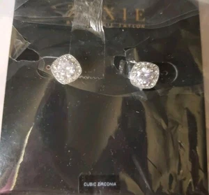 Zaxie Stephanie Taylor Kissenschliff Zirkonia CZ Halo Ohrstecker Neu in Verpackung - Bild 1 von 4