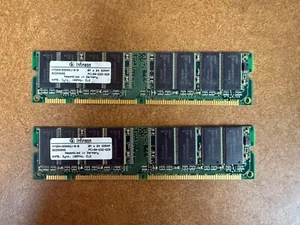 (2) Infineon HYS64V8300GU-8-B 64MB 100MHz 8Mx64 SDRAM PC100-222-620 - Picture 1 of 3