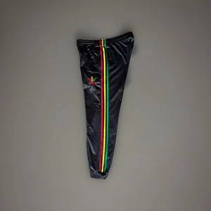 Adidas Originals Chile 62 Collector Pants Strümpfe / Rasta Reggae / W38093 / Schwarz S - Bild 1 von 10