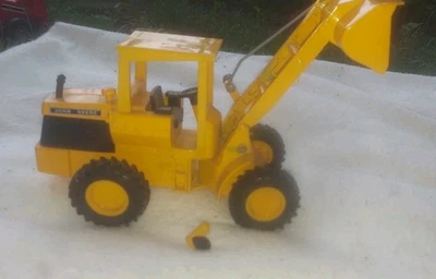 Ertl John Deere Front End Loader Diecast 1:16 - Image 1 of 4