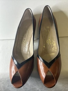 Vintage Bruno Magli Brown & Black Peep Toe Leather Heels Made In Italy 7 AA New - Picture 1 of 24