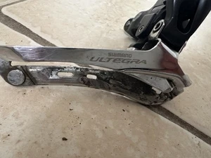 SHIMANO ULTEGRA fd-6800 FRONT DERAILLEUR MECH 11 SPEED ROAD BIKE CLAMP ON - Picture 1 of 3