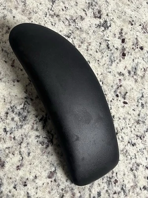 Humanscale Freedom Office Chair: Standard Arm support Pad Left Side - Image 1 of 4