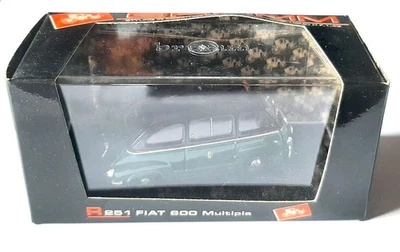 Brumm R251 Fiat 600 Multipla Taxi 1955 1:43 - Immagine 1 di 4