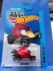 Hot Wheels Angry Birds #82/250 Red Long Card